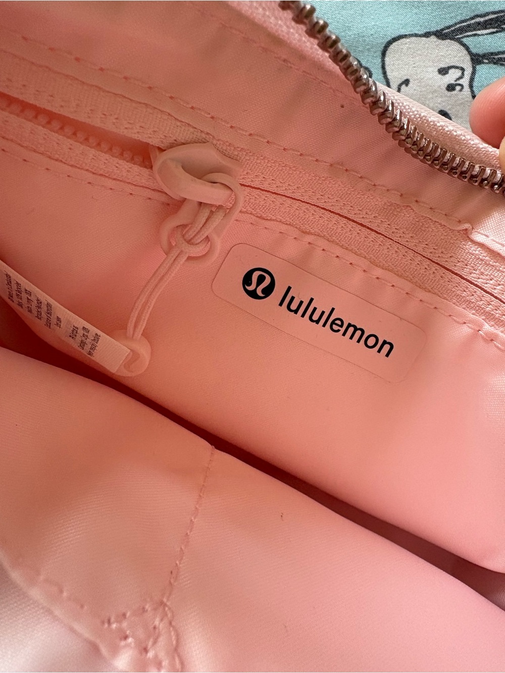lululemon athletica Light Pink Shoulder Bag with Rose Gold Hardware - Picture 2 of 2